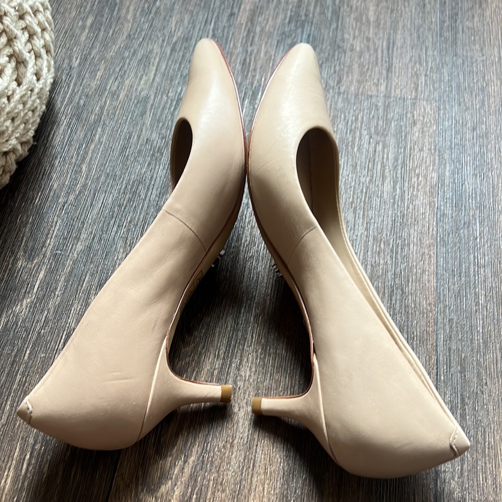 Aldo Pointed Heels - Picture 6 of 7